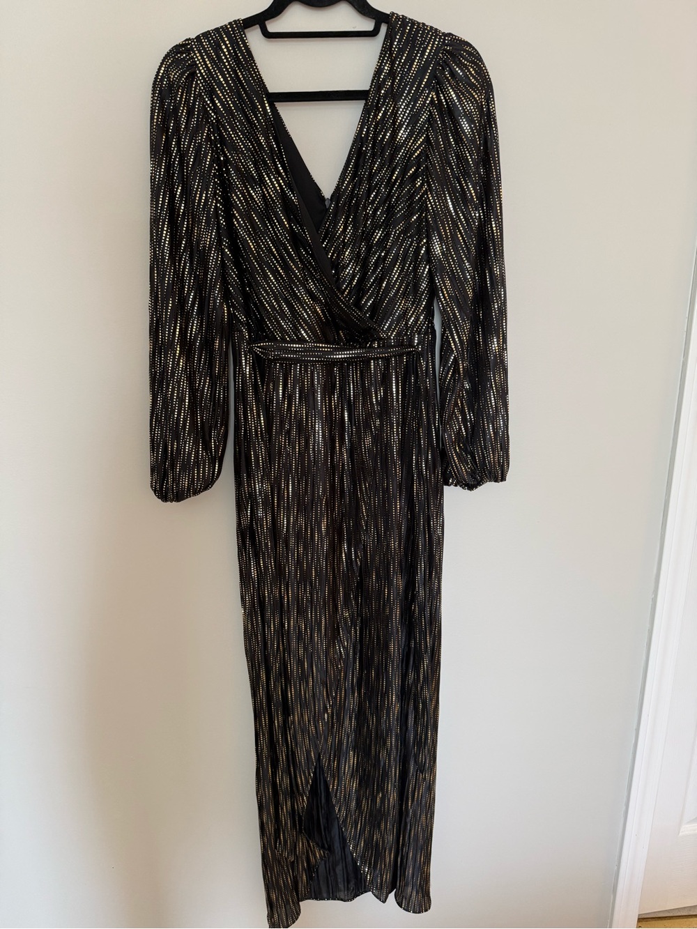 GUESS Black Gold Metallic Wrap Maxi Dress Long Sleeve Party Cocktail - Picture 2 of 10